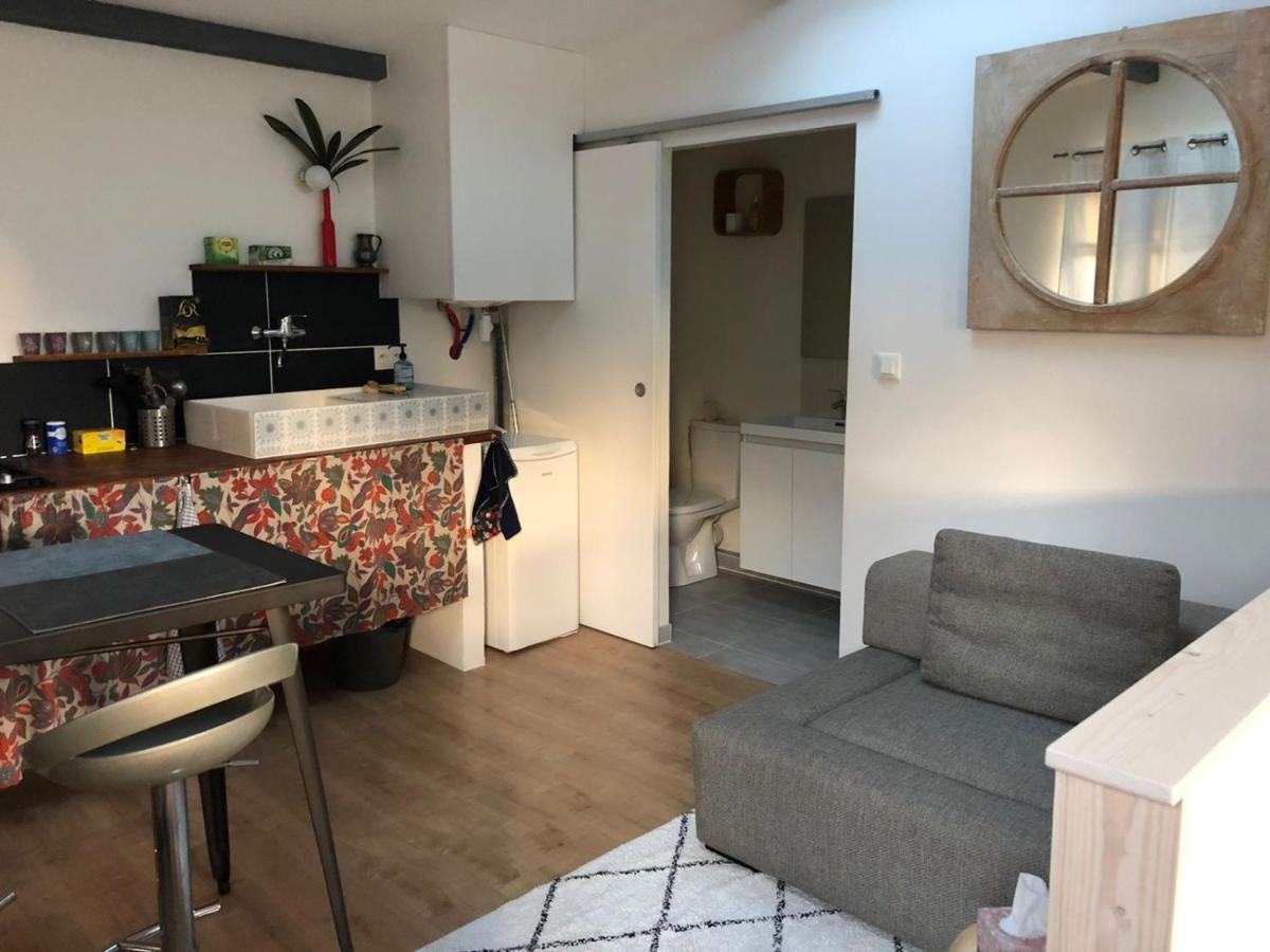 Charmant Logement Avec Parking Leilighet Orvault Eksteriør bilde